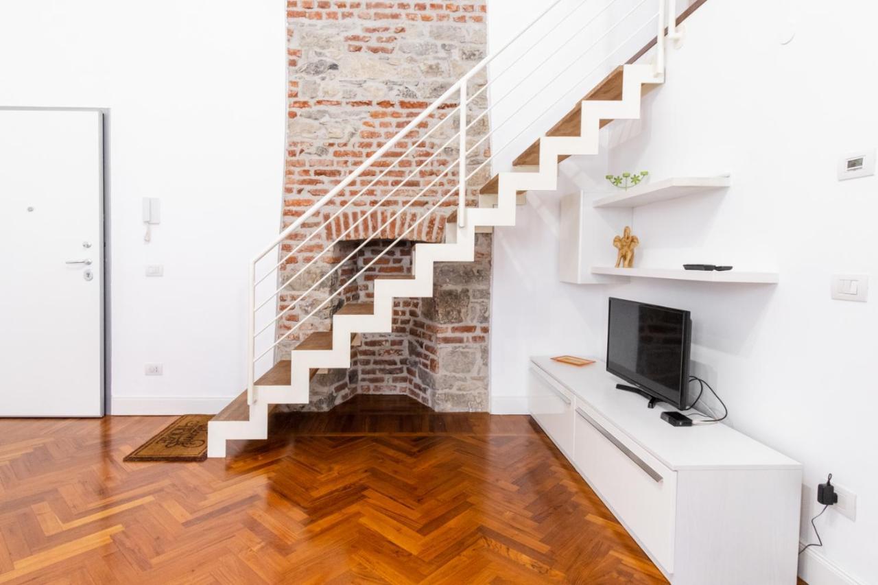 Loft Via Morosini Centro Varese - Ixihome Ngoại thất bức ảnh